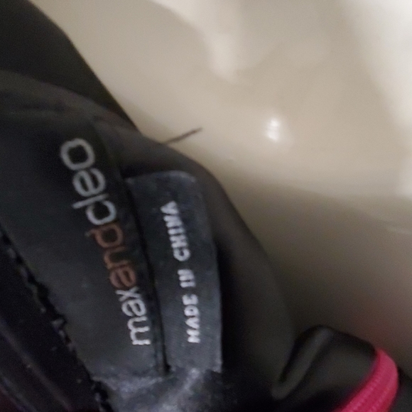 Dress - Picture 4 of 4